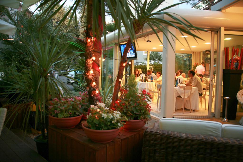 Hotel Bengasi Rimini Exteriér fotografie