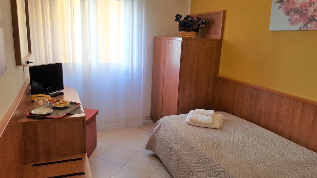 Hotel Bengasi Rimini Exteriér fotografie