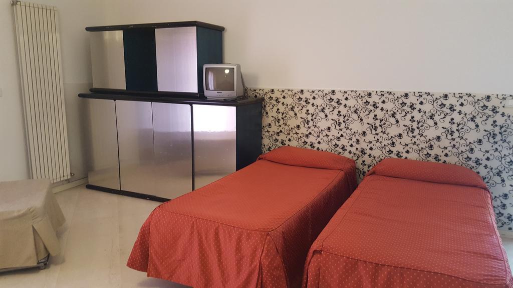 Hotel Bengasi Rimini Exteriér fotografie
